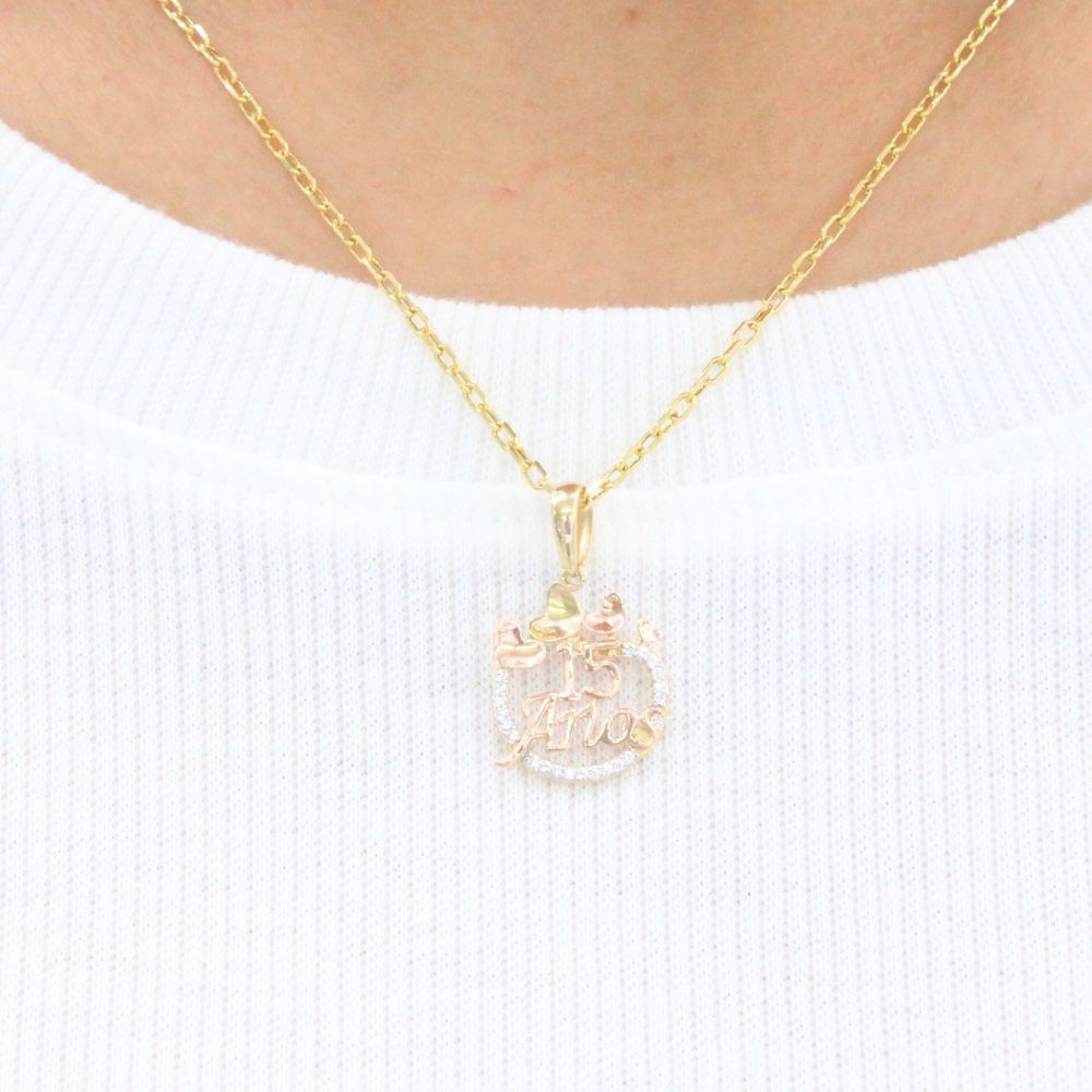 Dije de Oro 14k con Diseño Circulan con Detalles de Corazones  mod. 9557