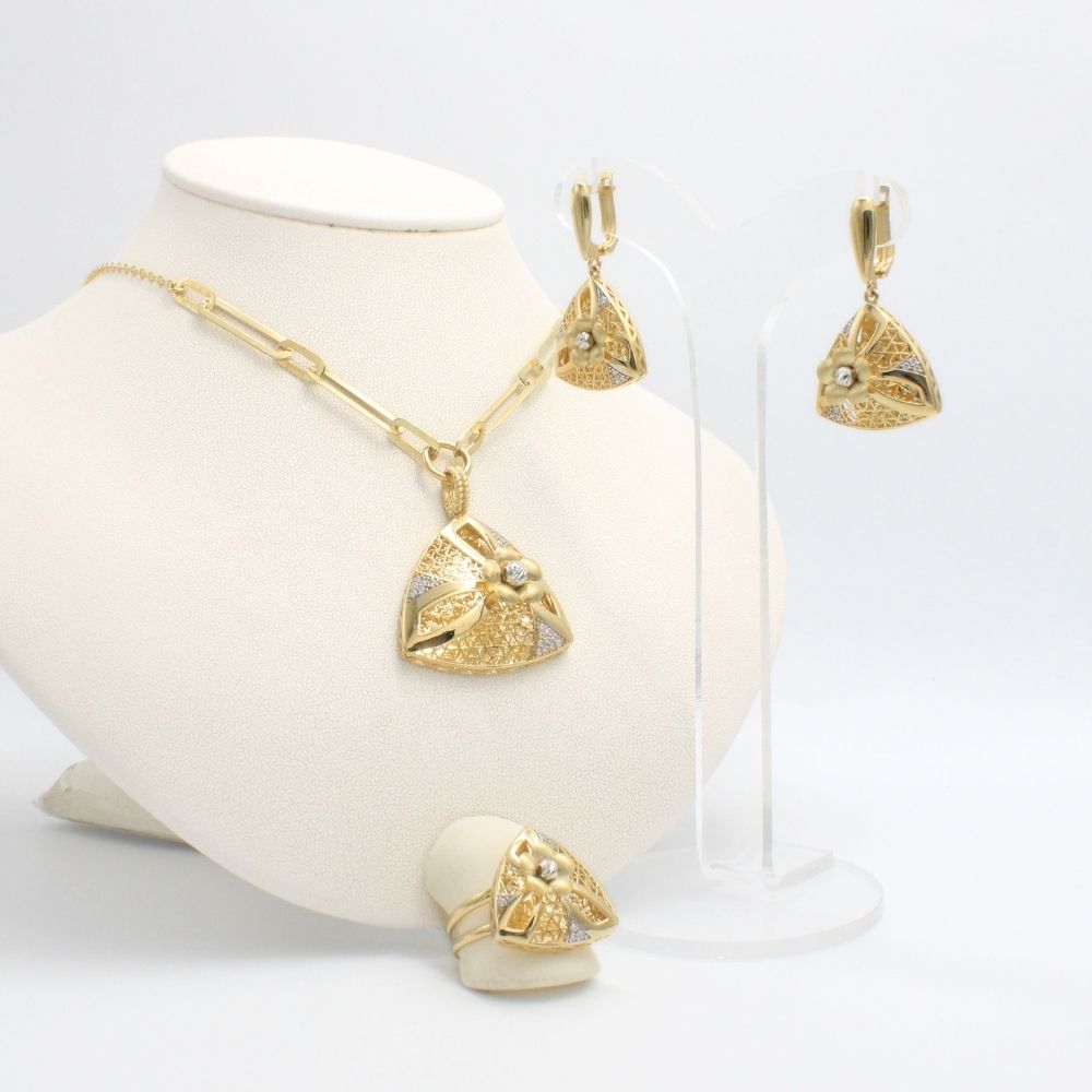Coordinado de Oro 14k Diseño Plus Modelo Elegante Triángulo de Flor Brillante con Zirconias mod. 9667
