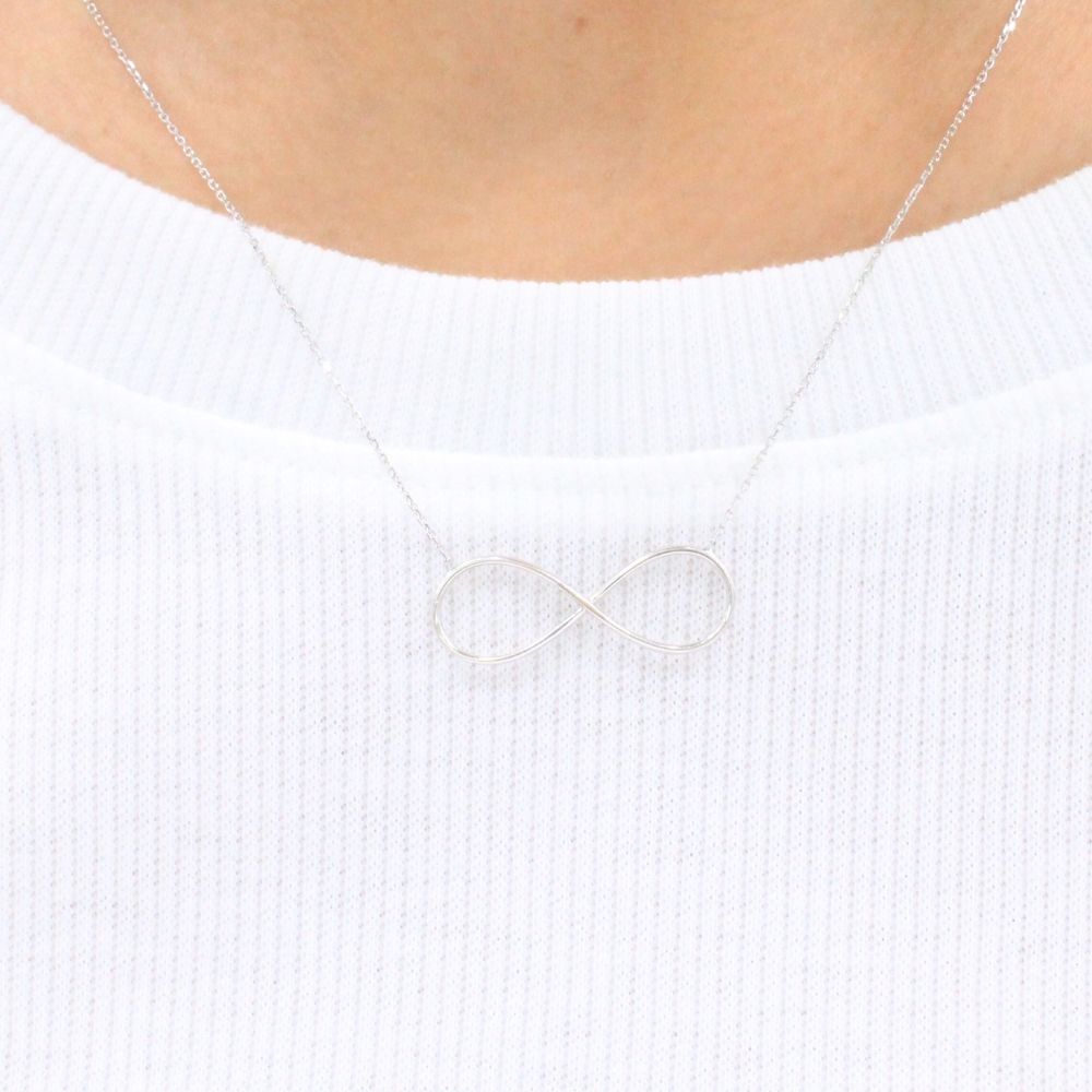 Gargantilla de Oro 14k Blanco con Diseño de Infinito Fino y Brillante mod. 9174