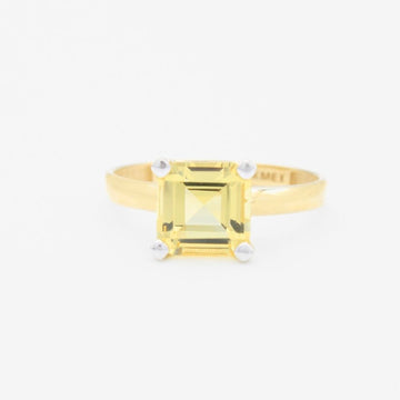 Anillo de Oro 14k con Incrustación de Zirconia en Color Amarillo mod. 9298