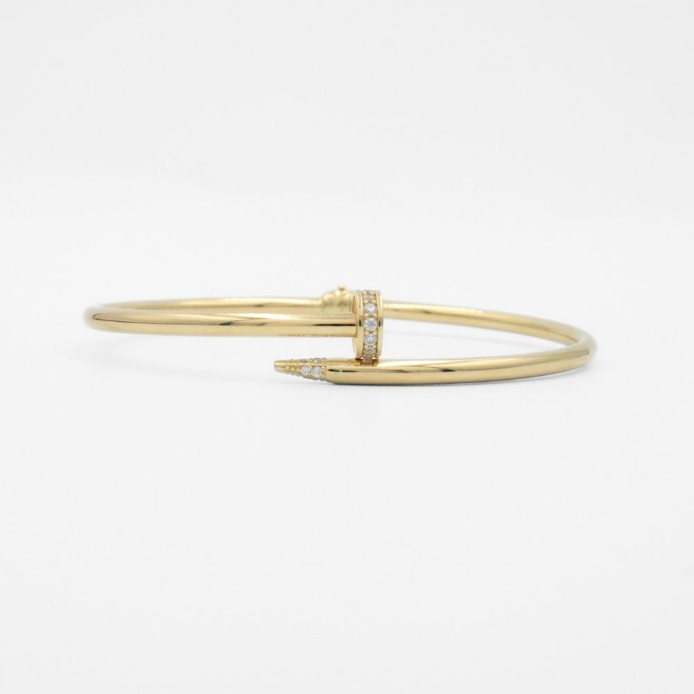 Aro de Oro 14k Diseño. de Clavo Hueco con Incrustación de Zirconias Finas mod. 9748