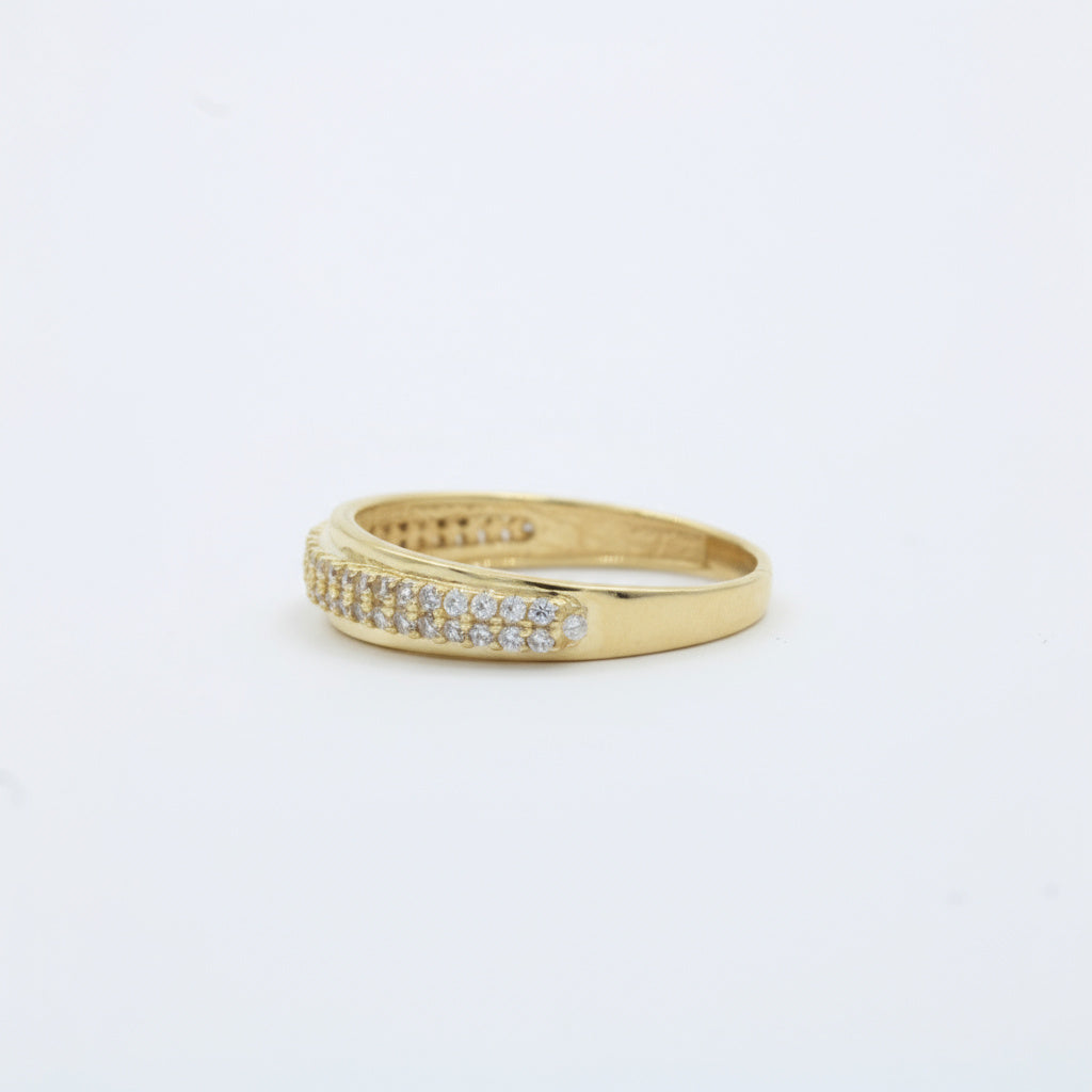 Anillo de Oro 14k Modelo Elegante con Incrustación Especial de Zirconias  mod. 10010