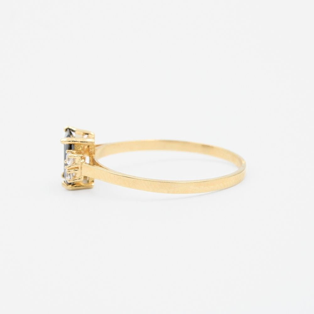 Anillo de Oro 14k con Zirconia Cuadrada de Color Negro mod. 9200
