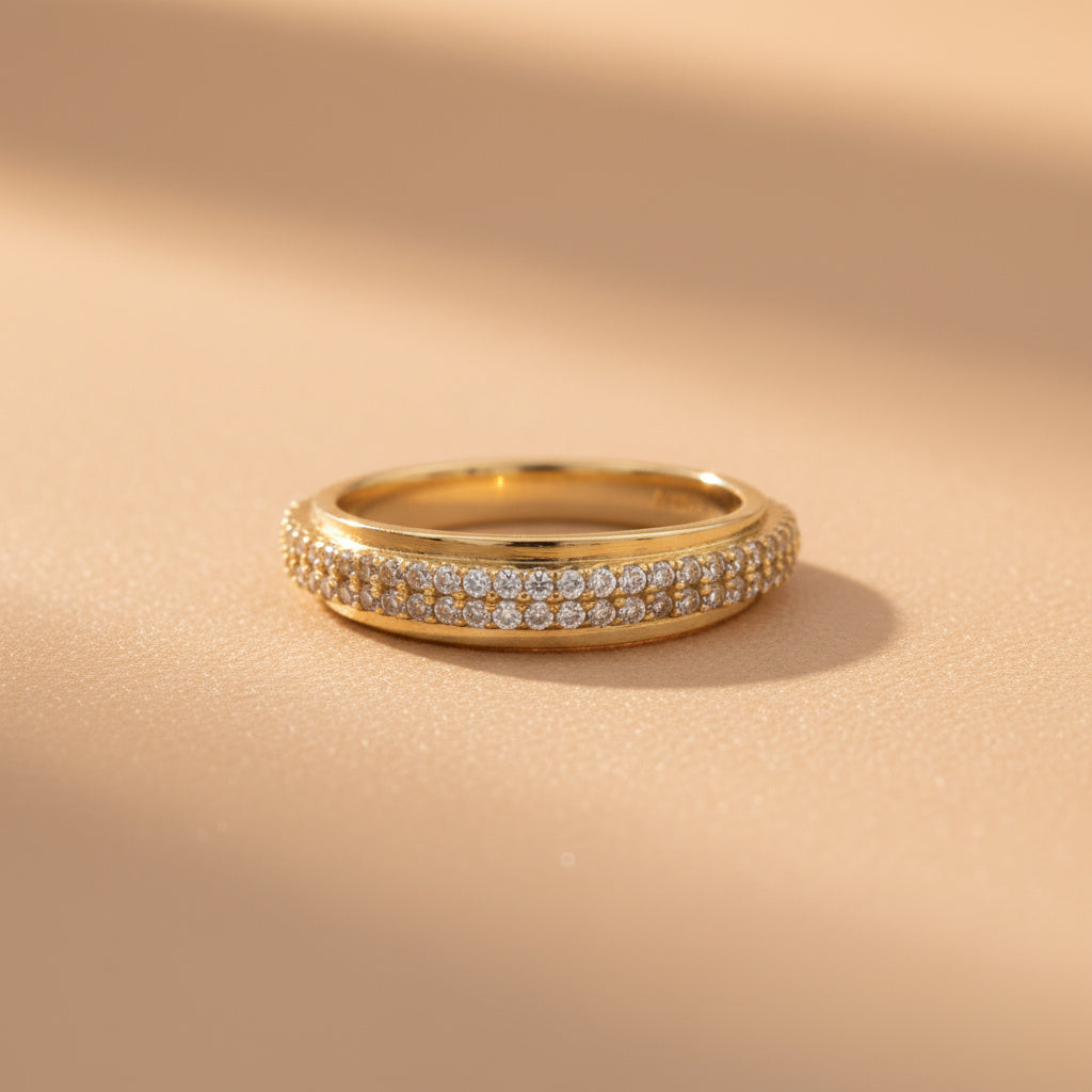 Anillo de Oro 14k Modelo Elegante con Incrustación Especial de Zirconias  mod. 10010