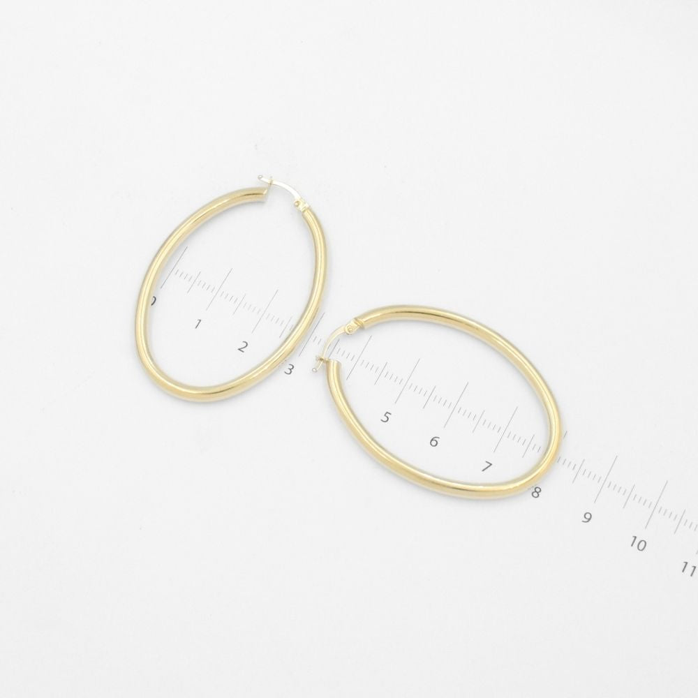 Arracada de Oro 14k Estilo Tubular Hueca de Diseño Oval y Brillante mod. 9781