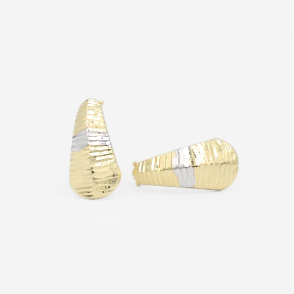 Arete con Broche Patente de Oro 14k Diseño Elegante de Estilo Diamantado mod. 9113