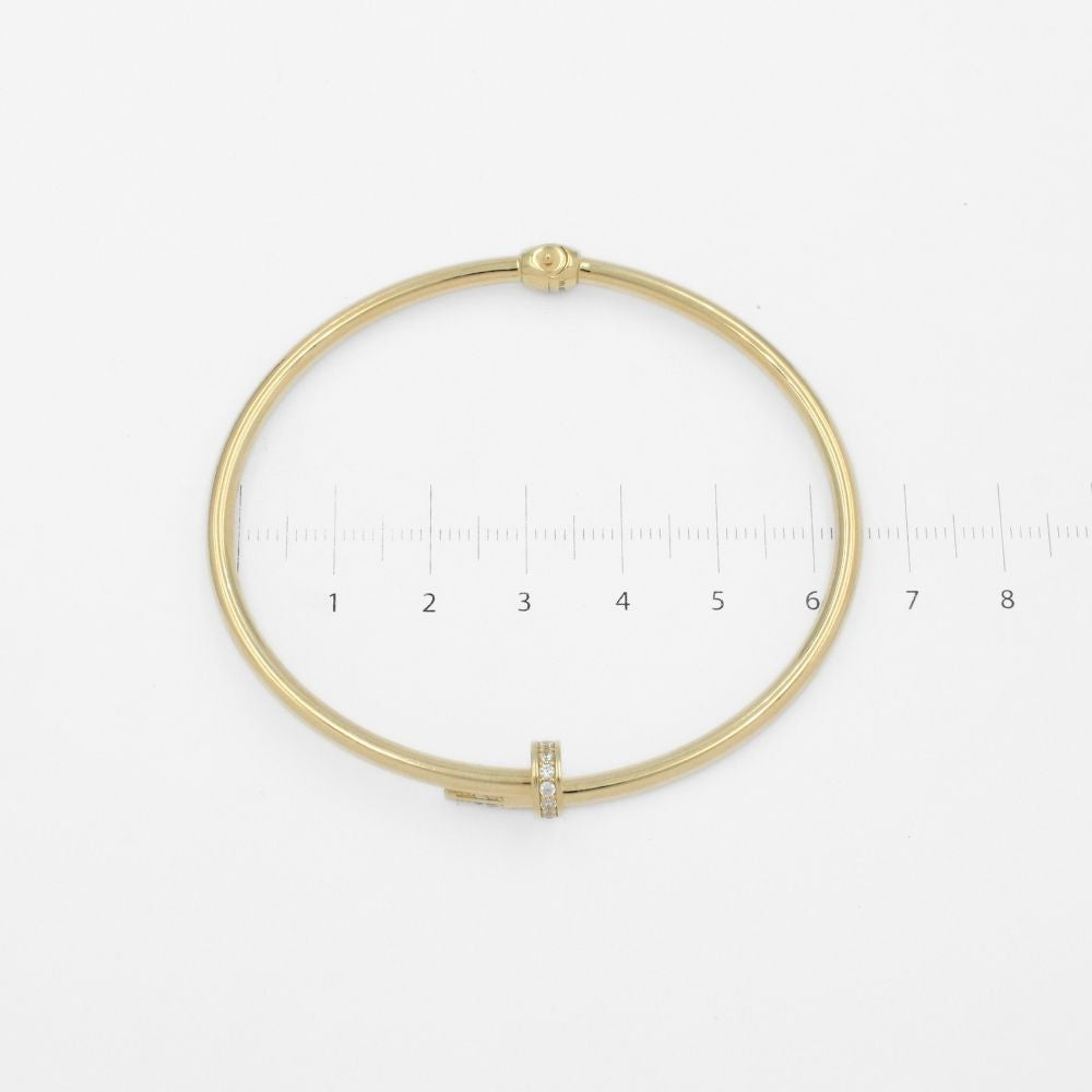 Aro de Oro 14k Diseño. de Clavo Hueco con Incrustación de Zirconias Finas mod. 9748