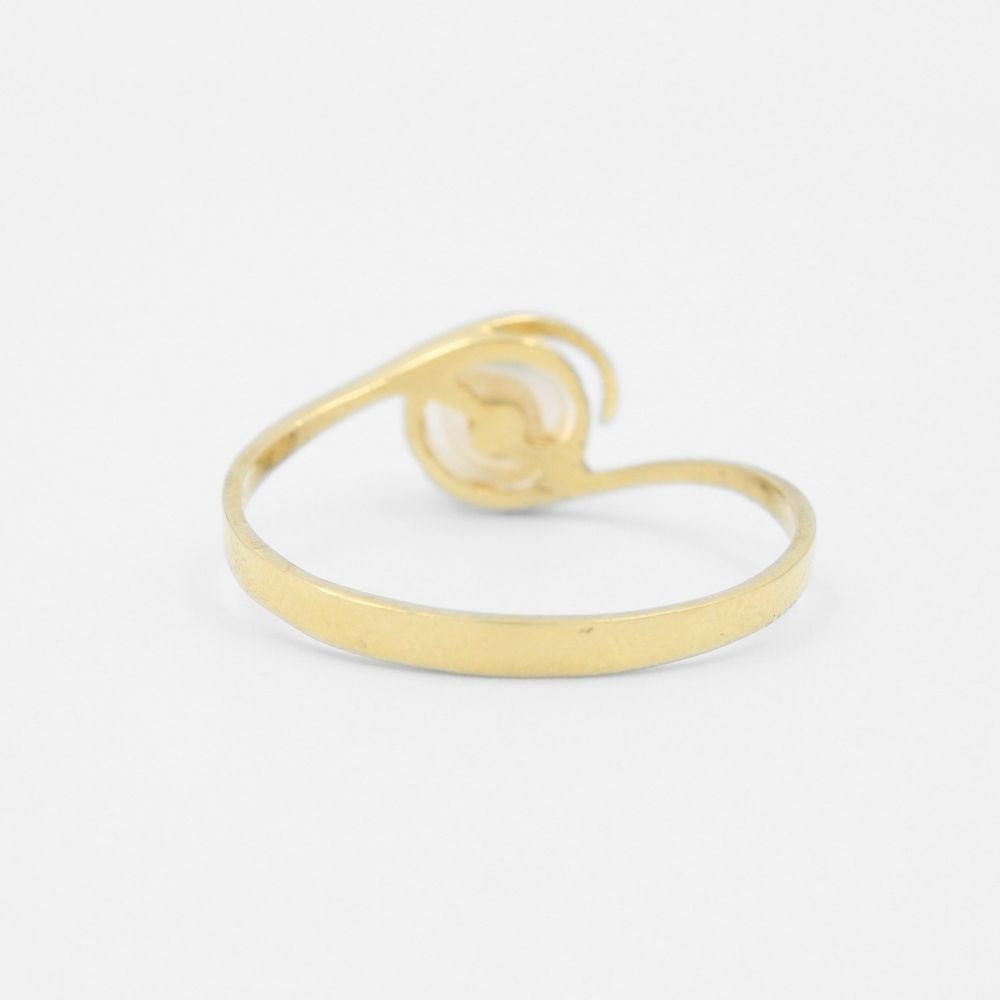 Anillo de Oro 14k con Perla Natural Incrustada en Diseño Fino mod. 8363