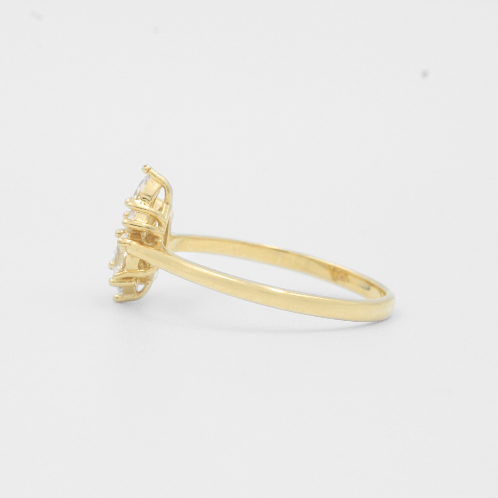 Anillo de Oro 14k Modelo Elegante con Gota de Zirconias Especiales mod. 7971