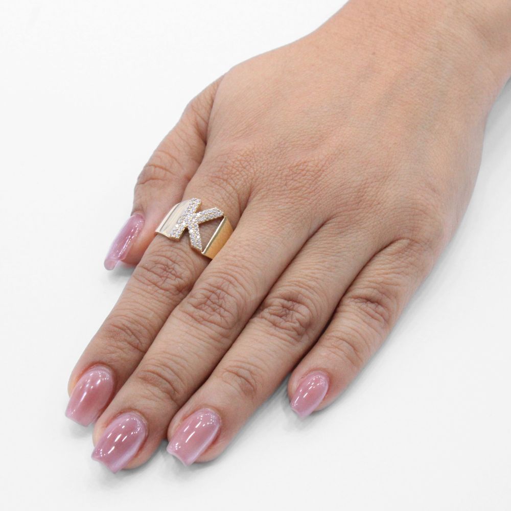 Anillo de Oro 14k con Letra K Incrustada con Zirconias mod. 8360