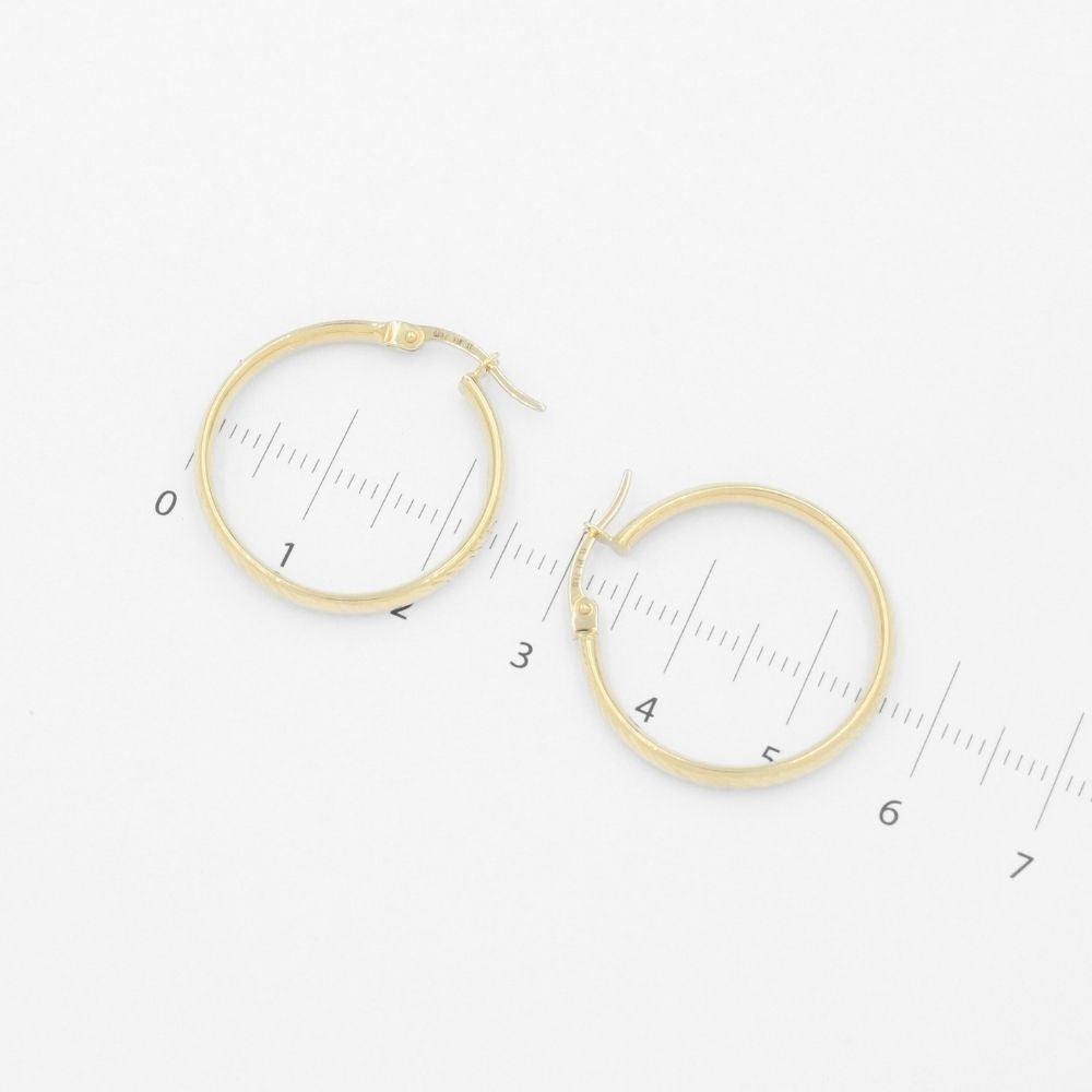 Arracada de Oro 14k Diseño Hueco con Diamantado de Flecha mod. 9623
