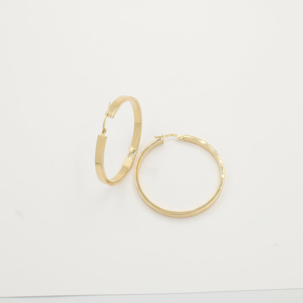 Arracada de Oro 14k Diseño Redondo Hueco de Estilo Liso Brillante con Circunferencia Cuadrada mod. 10037