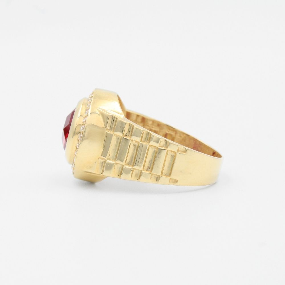 Anillo de Oro 14k con Zirconia Color Rojo Rubí de Corte Fino en Bisel de Zirconias y Cuerpo Especial mod. 9461