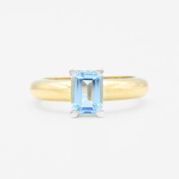 Anillo de Oro 14k de Diseño Rectangular Incrustado de Zirconia en Color Azul mod. 9302