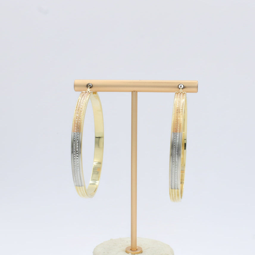 Arracada de Oro 14k de 3 Colores con Diseño Diamantado Especial mod. 10038