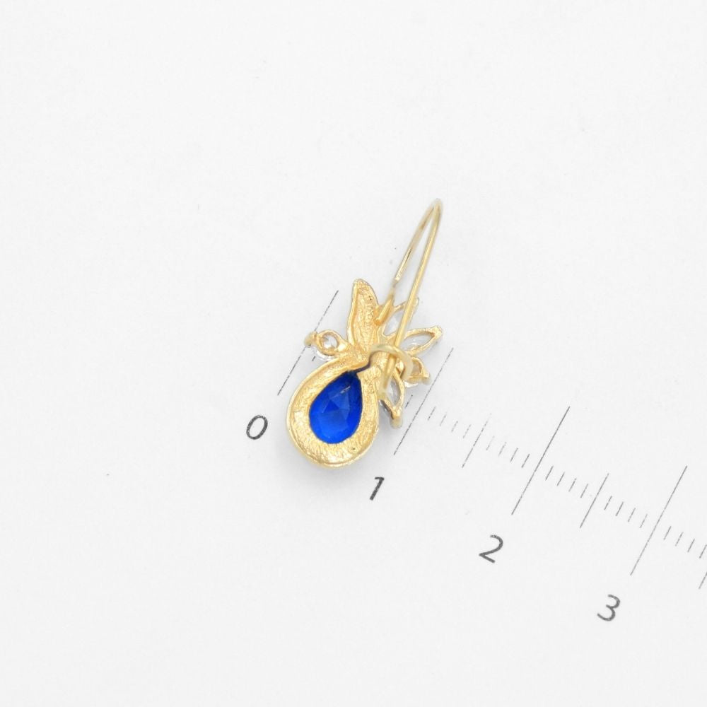 Arete con Broche Arillo de Oro 14k Flor Especial con Zirconias Principal Color Azul Rey mod. 9768