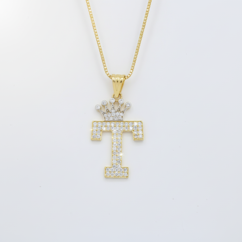 Dije de Oro 14k con Diseño de Inicial T Incrustada con Zirconias mod. 10098