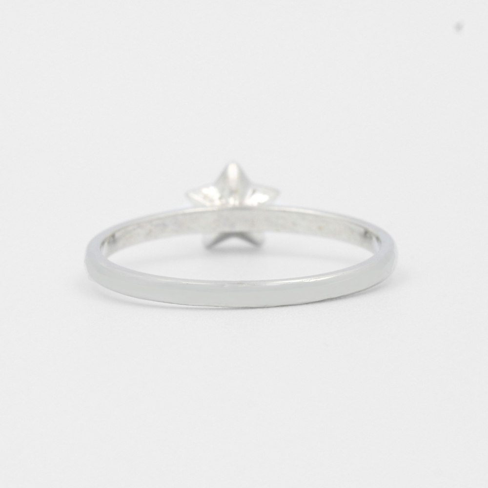 Anillo de Oro Blanco 14k Estrella de Zirconias mod. 7974