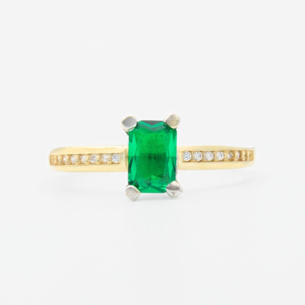 Anillo de Oro 14k de Diseño Rectangular en Color Verde con Incrustación de Zirconia en los Laterales mod. 9304