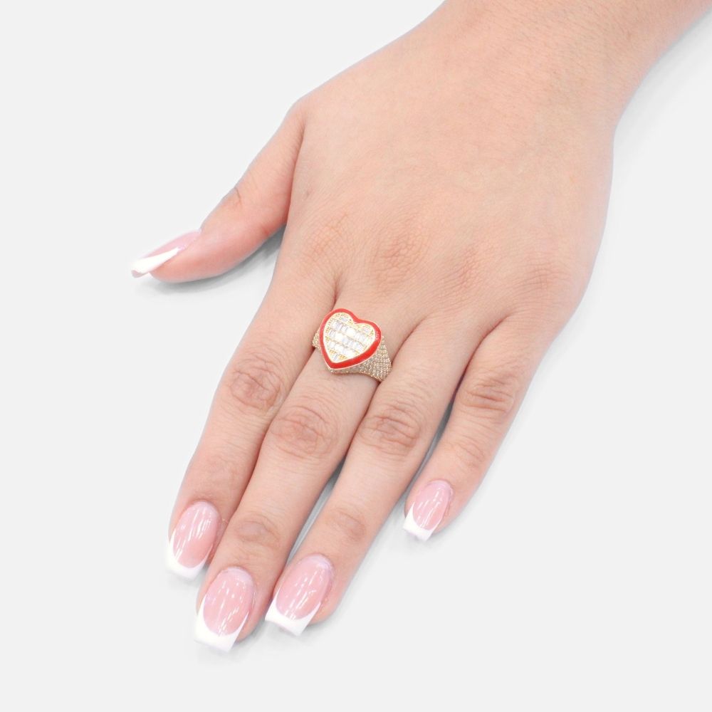 Anillo de Oro 14k Corazón Incrustado con Zirconias Baguette en Bisel de Esmalte Rojo mod. 9595
