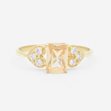 Anillo de Oro 14k Incrustado de Zirconia Cuadrada de Color Naranja mod. 9206