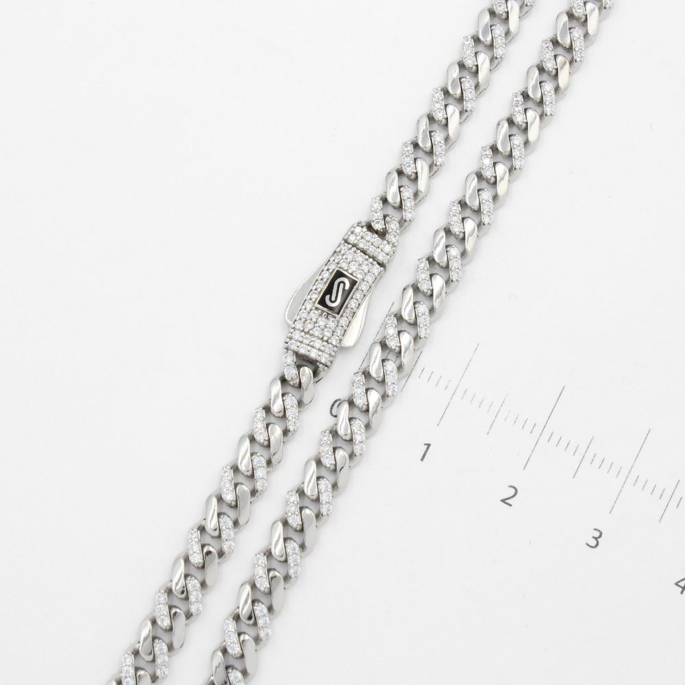 Cadena Monaco Chain 14k Modelo Classic Hueco Thin con Broche Pavé y Diseño Alt Pavé mod. 9670