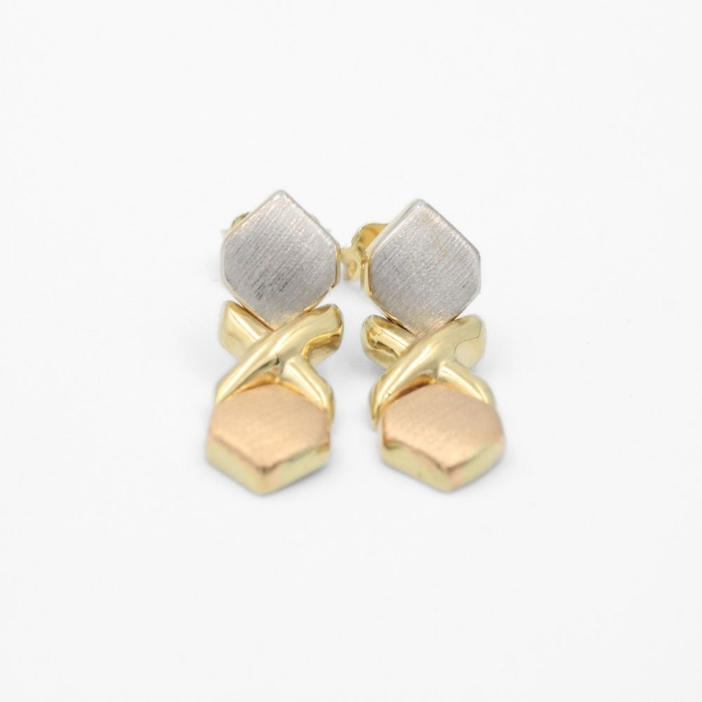 Arete de Oro 14k Diseño Hueco Estilo XO Fino mod. 8618