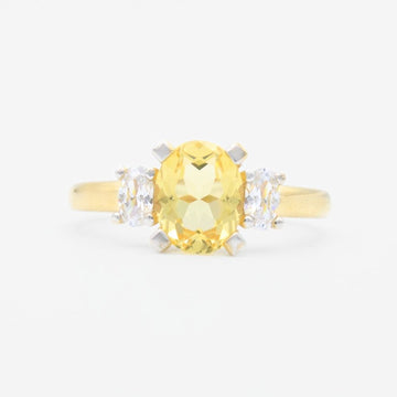 Anillo de Oro 14k de Diseño Oval con Incrustación de Zirconias mod. 9305