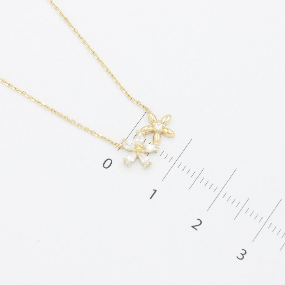 Gargantilla de Oro 14k Diseño Fino con Dije de Flores con Zirconias Brillantes mod. 9643