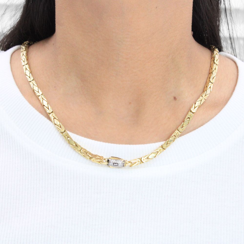 Cadena Monaco Chain 14k Modelo REY Square Hueco con Broche Plain Pavé mod. 9019