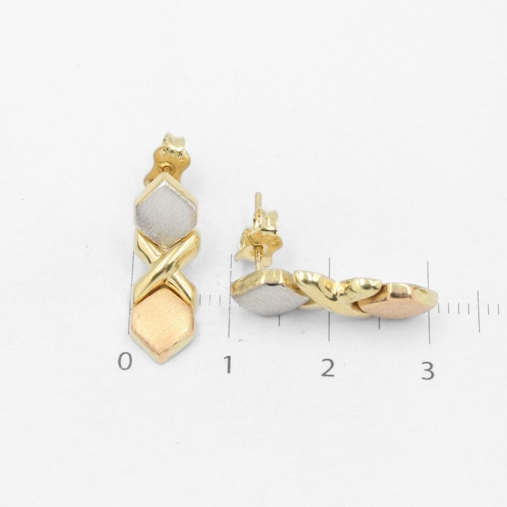Arete de Oro 14k Diseño Hueco Estilo XO Fino mod. 8618