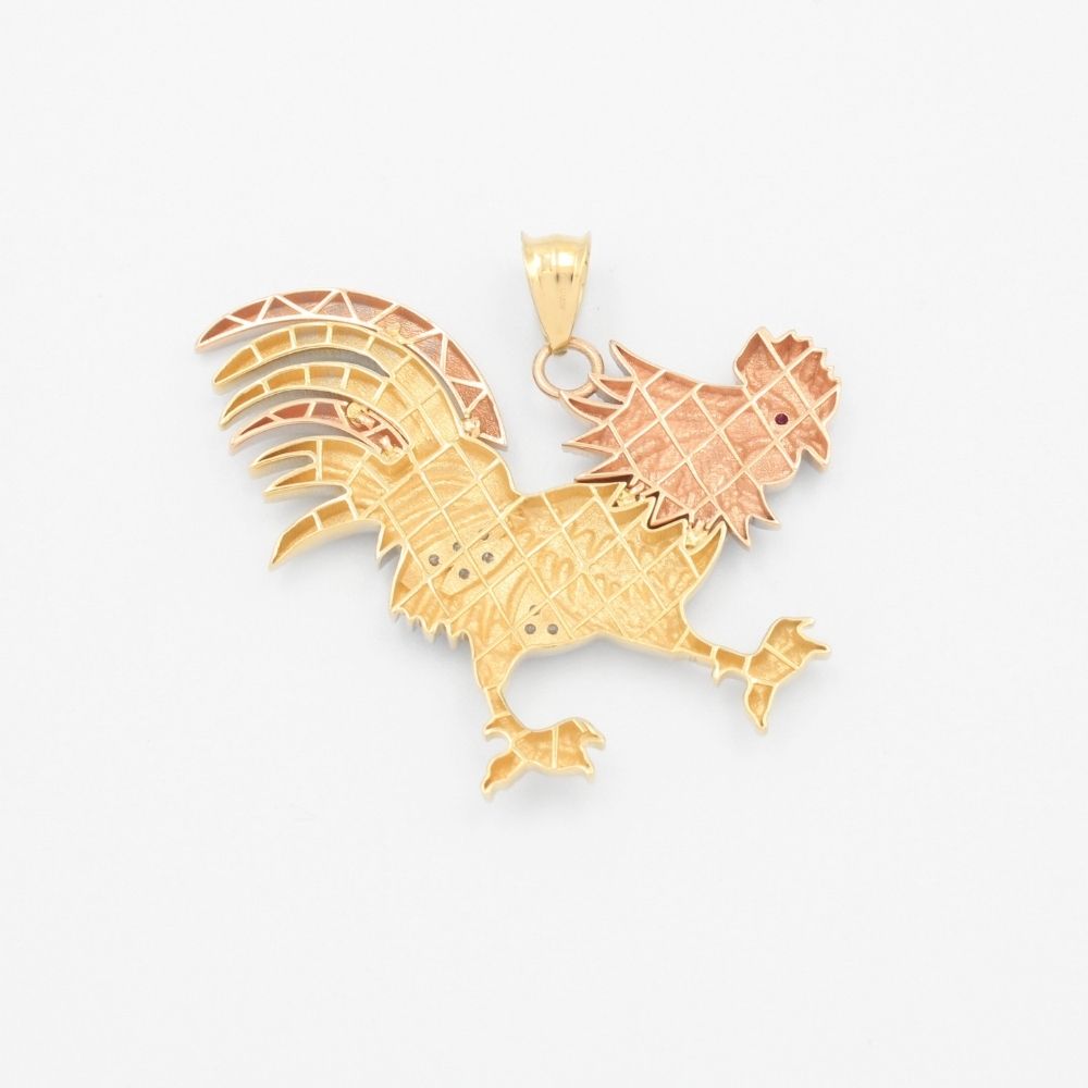 Dije de Oro 14k Diseño de Gallo Extra con Incrustación de Zirconias mod. 9443