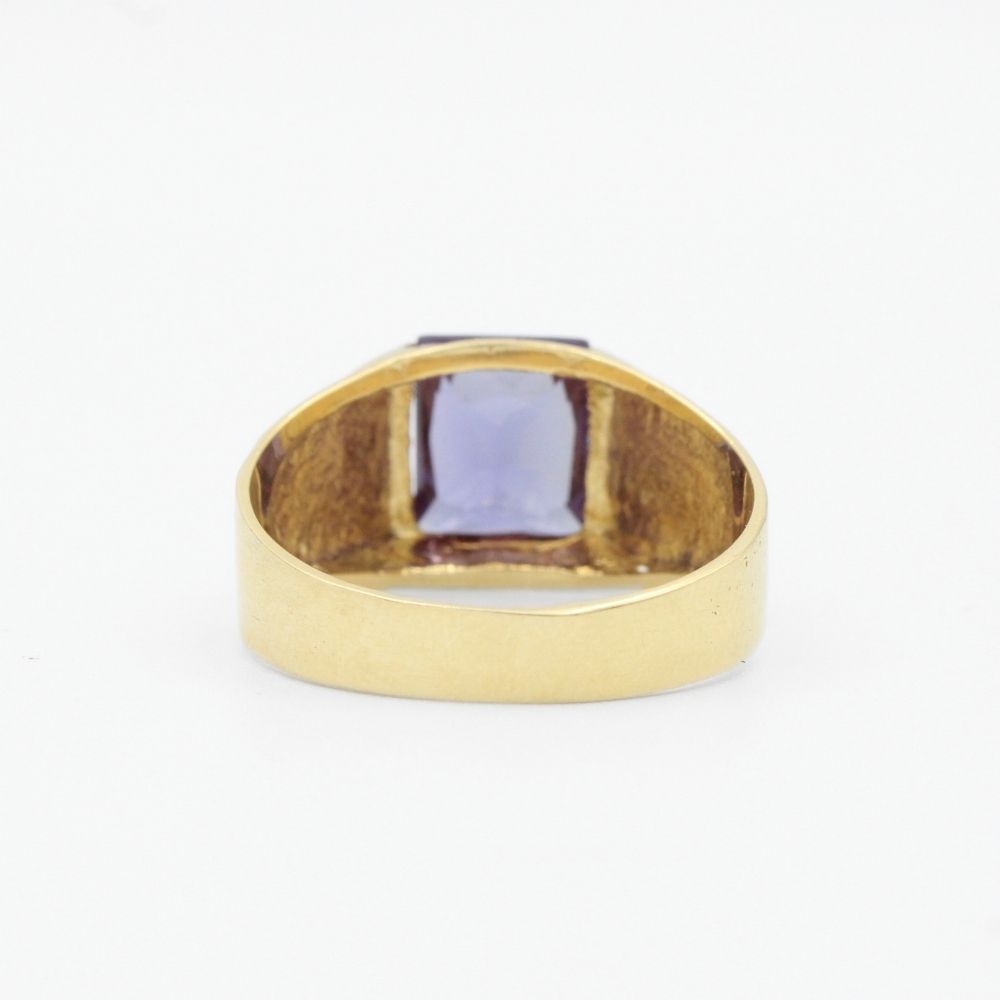 Anillo de Oro 14k con Zirconia Color Morado Royal y Diseño Mate de Figura X mod. 9465