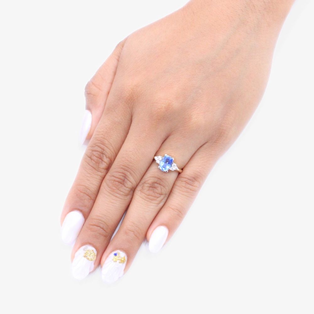 Anillo de Oro 14k de Diseño Oval en Color Azul con Zirconias mod. 9306