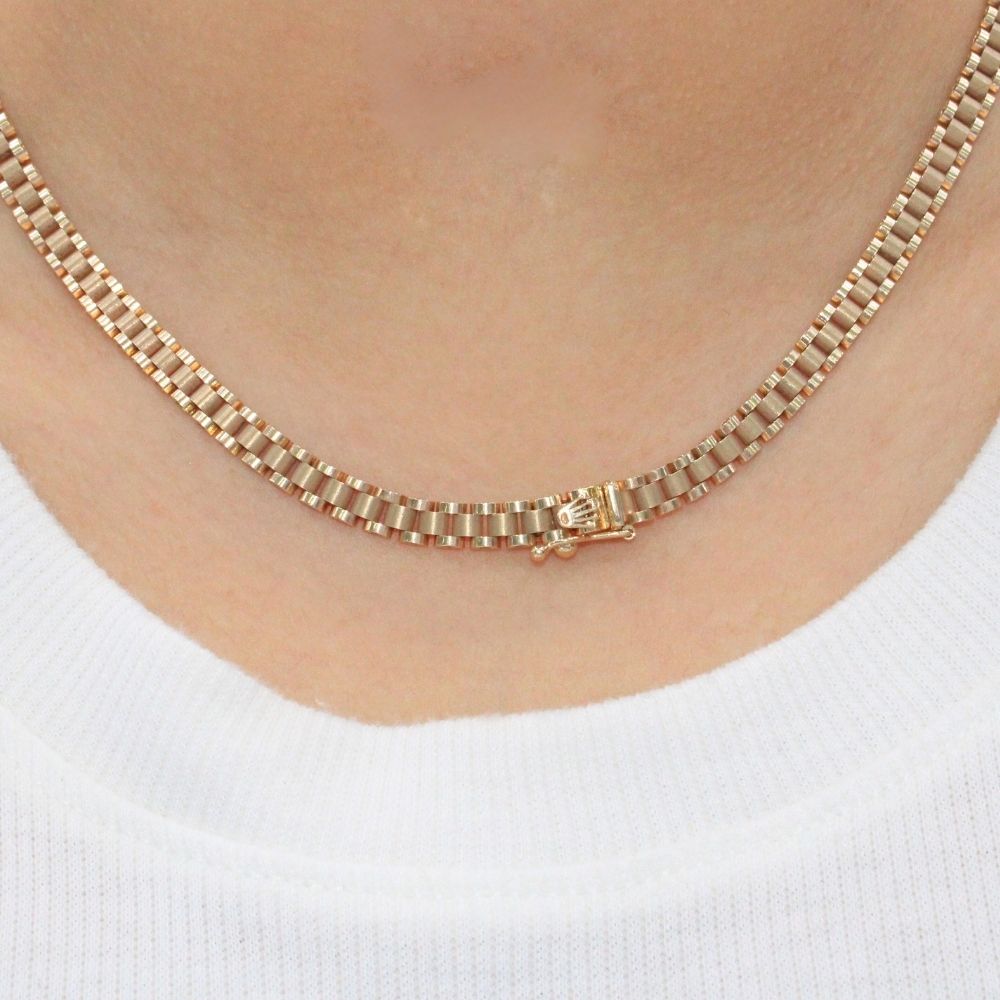 Cadena de Oro 14k Tejido Especial Ensamblado con Eslabones Oscuros de Tono Mate mod. 9815