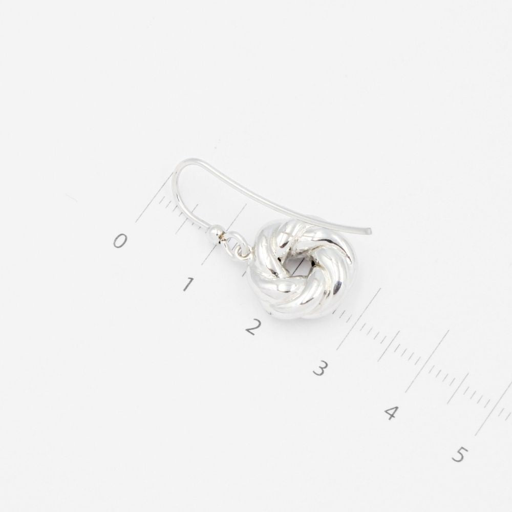 Arete Largo de Oro 14k Hueco de Diseño Espiral Inflado mod. 9099