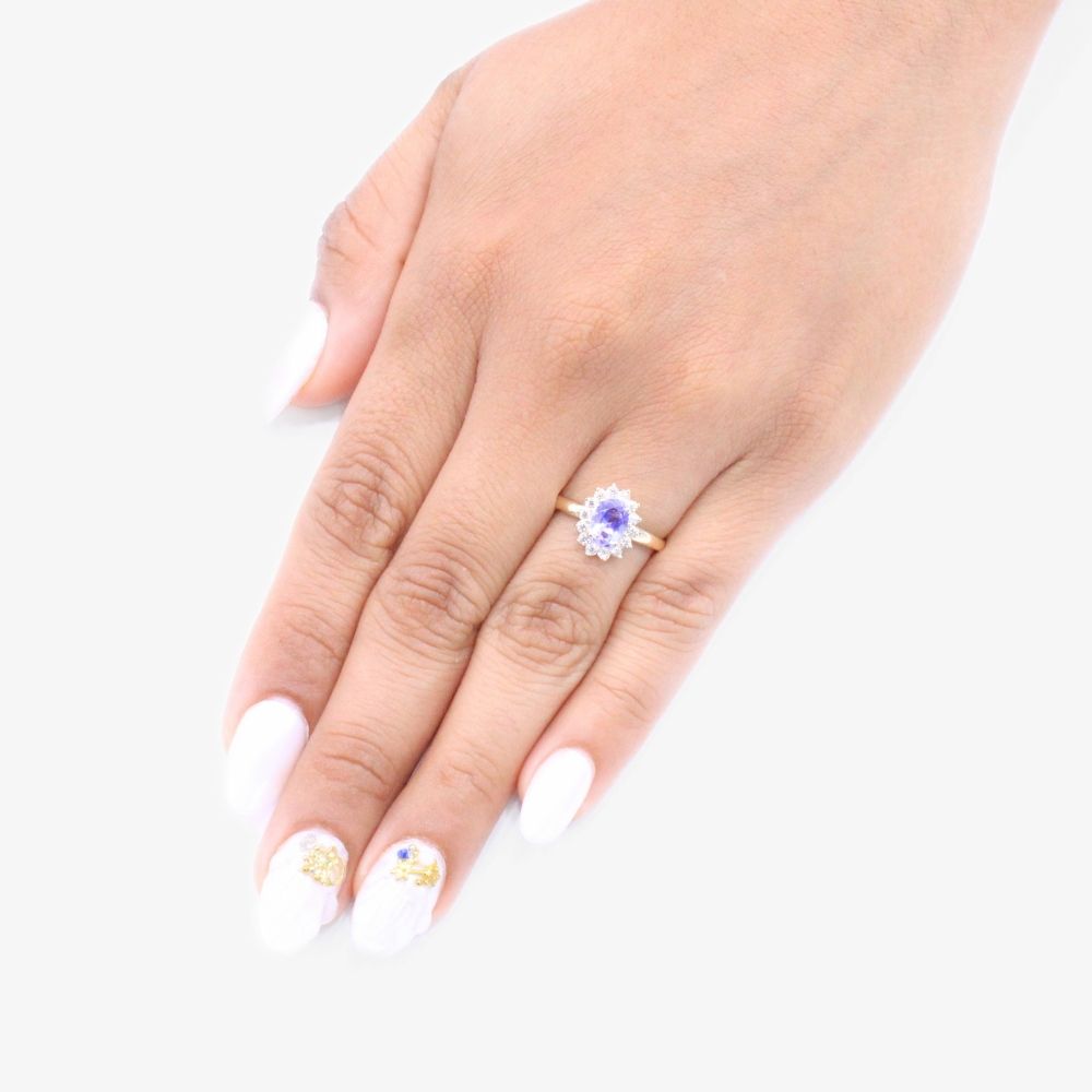 Anillo de Oro 14k Flor con Zirconia Color Morado mod. 9307