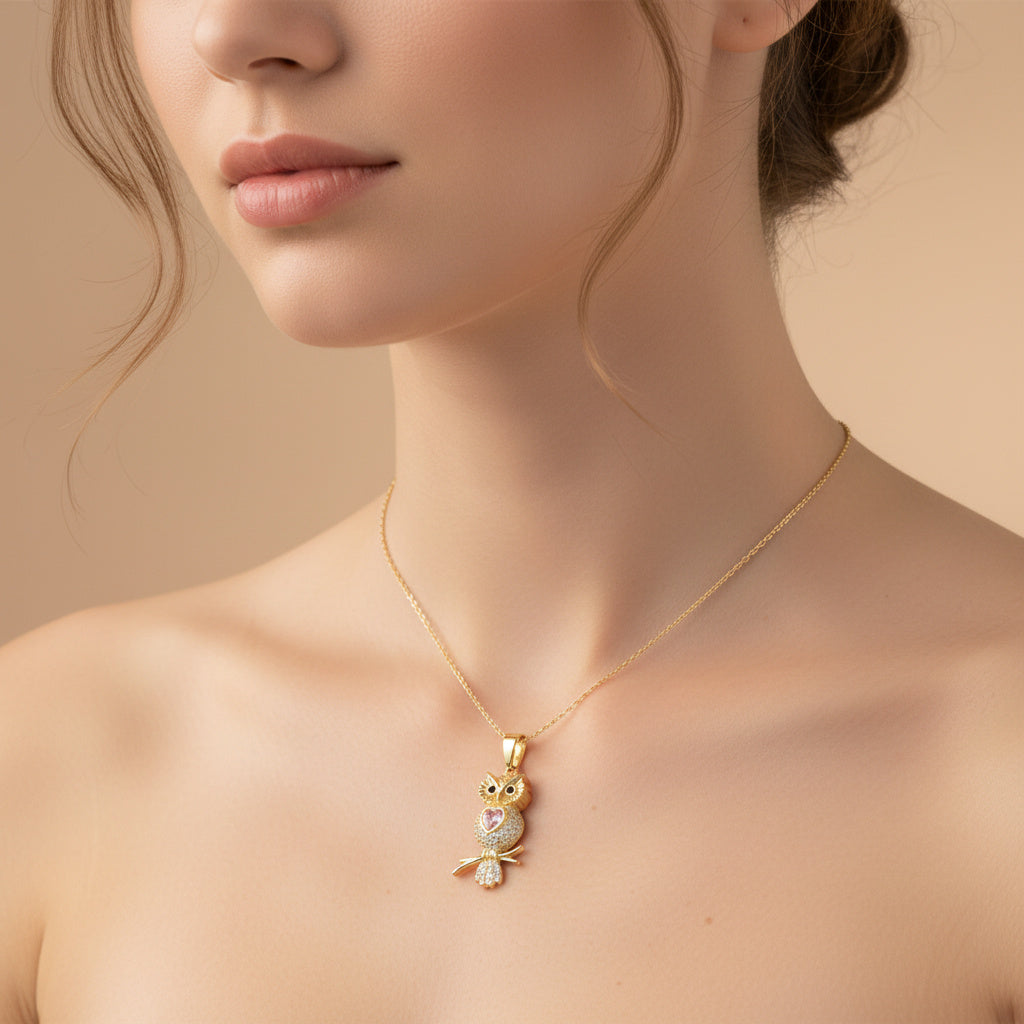 Dije de Oro 14k Búho de Corazón Rosa con Incrustado de Zirconias mod. 10079