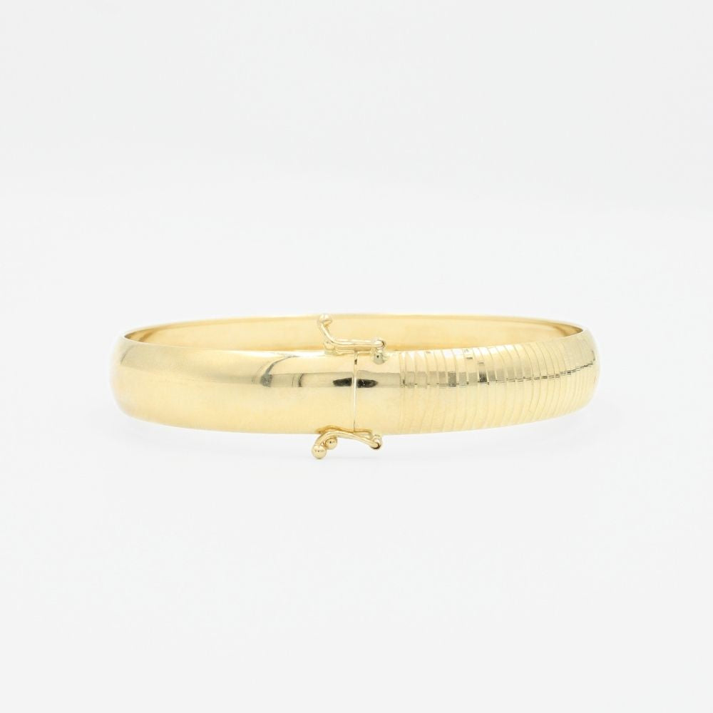 Aro de Oro 14k Hueco con Diseño Diamantado mod. 8986