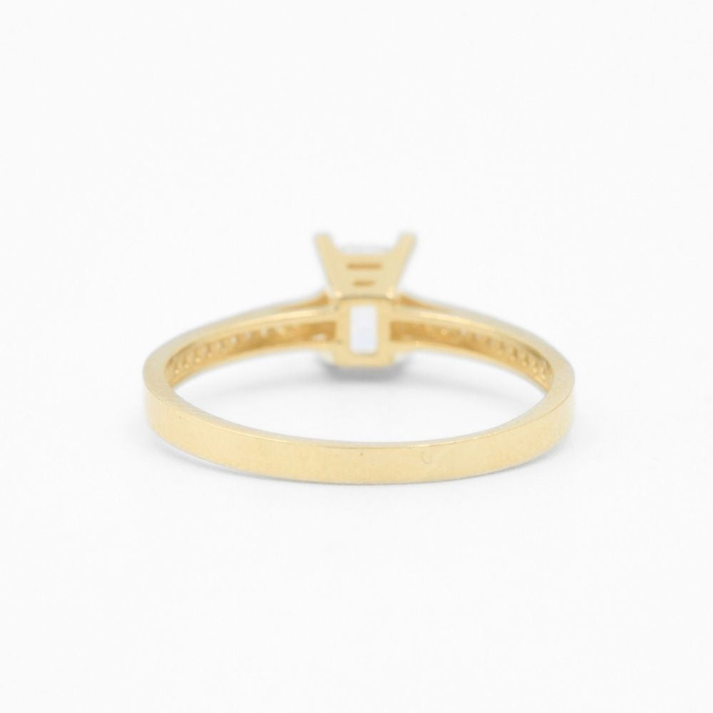 Anillo de Compromiso Oro 14k Diseño Elegante con Zirconias Brillantes mod. 8645