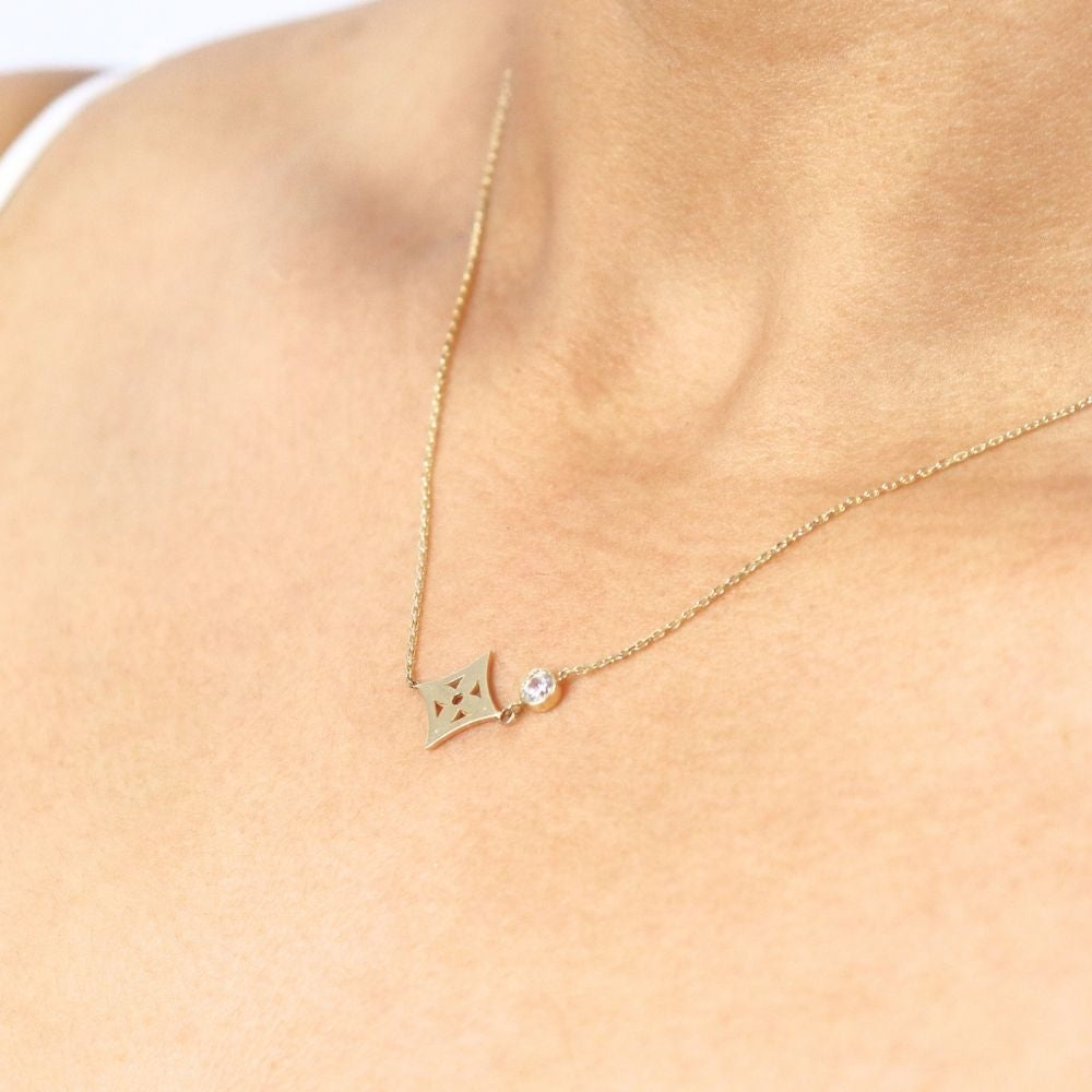 Gargantilla de Oro 14k con Flor de Rombo y Zirconia mod. 4776