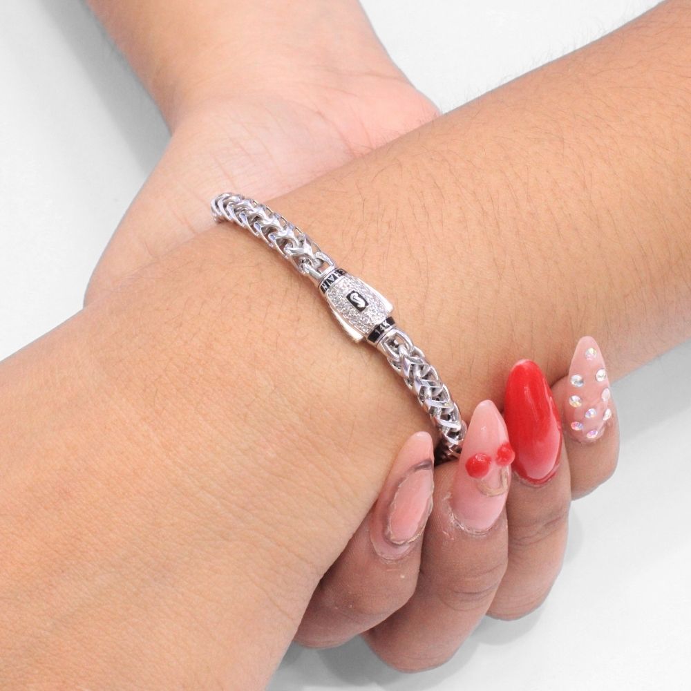 Pulsera Mónaco Chain 14k Modelo Rondo Broche Pavé e Incrustación de Swarovski mod. 9645