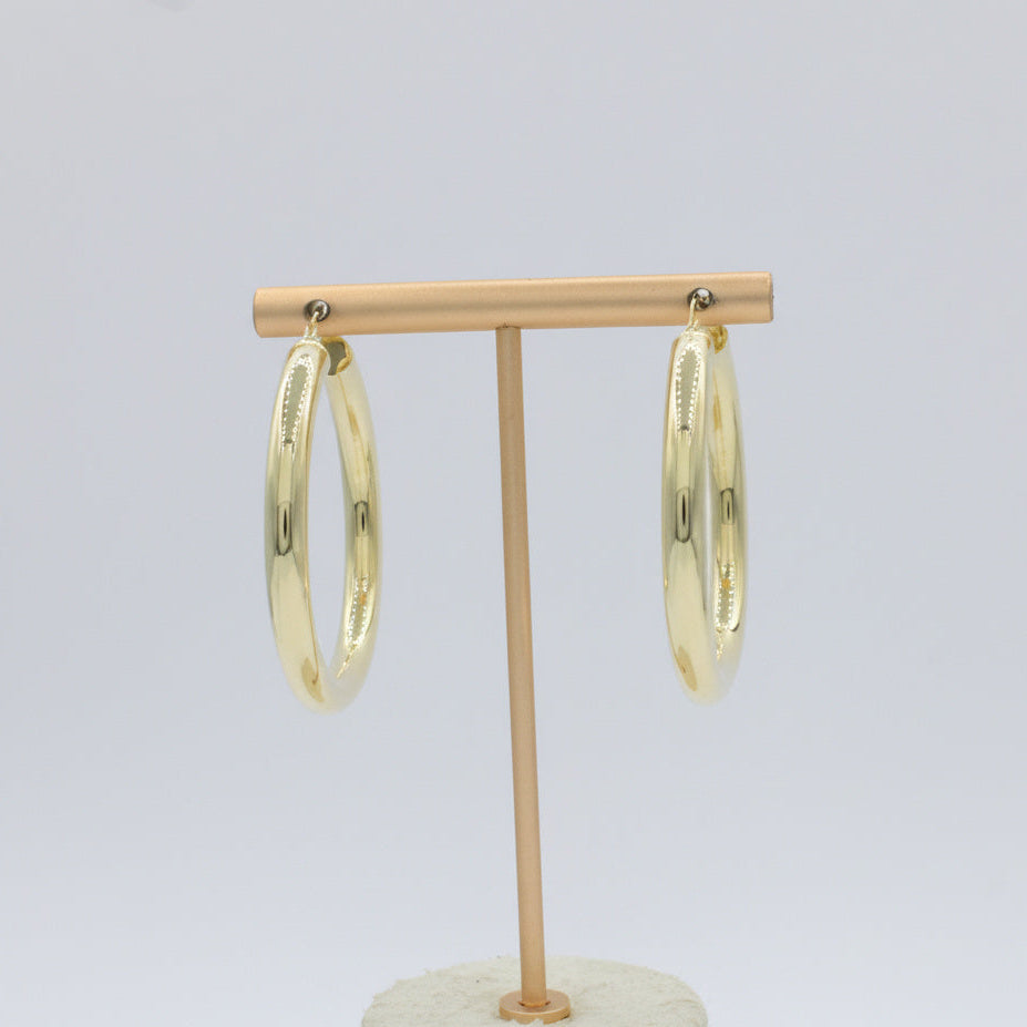 Arracada de Oro 14k Diseño Circular Tubular de Tono Fino y Brillante mod. 10044