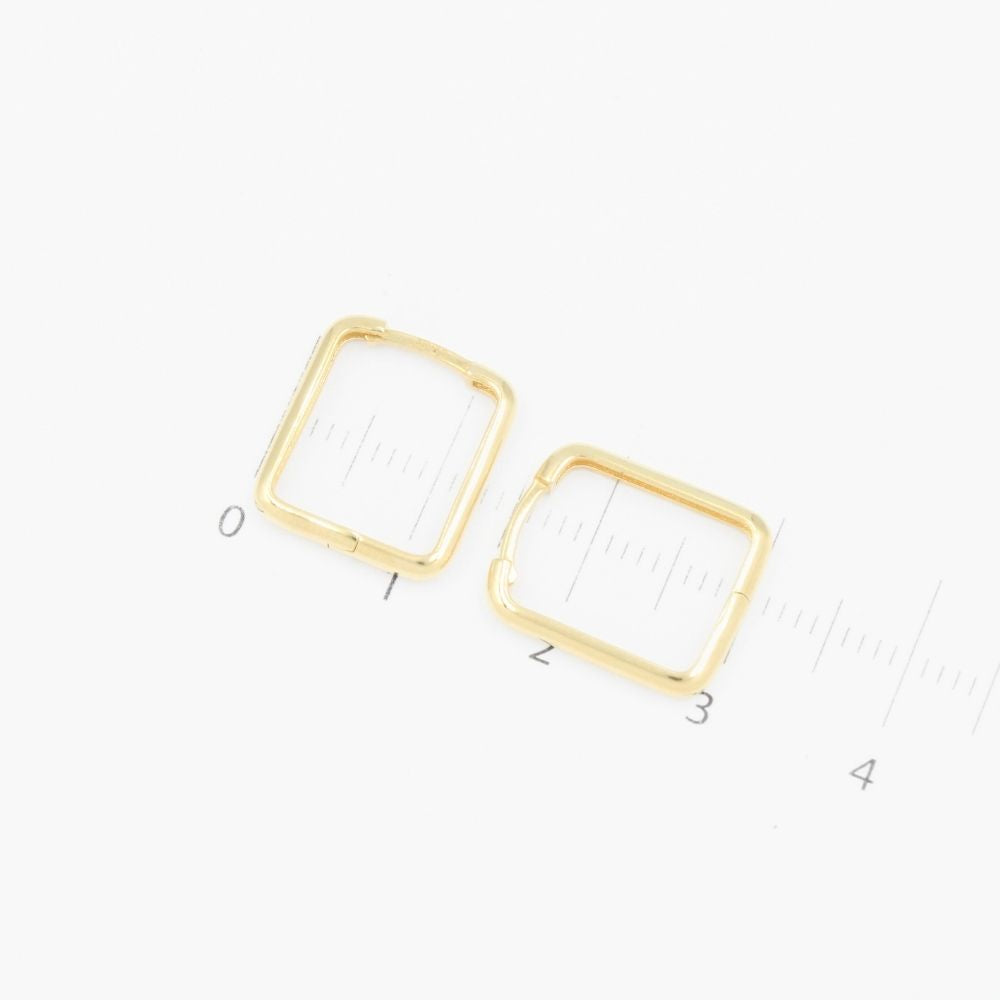 Grapa de Oro 14k Hueca con Diseño Tubular Cuadrado mod. 9266