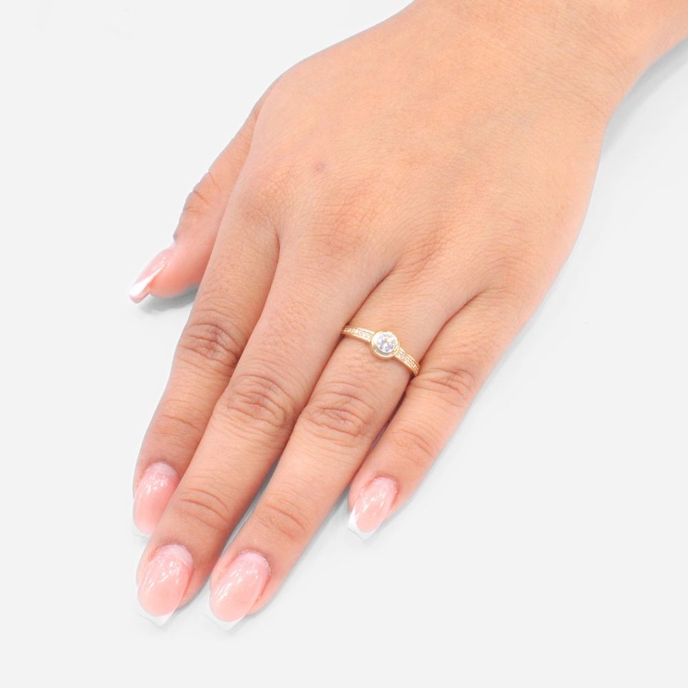 Anillo de Compromiso en Oro 14k con Zirconia en Bisel Fino mod. 8972
