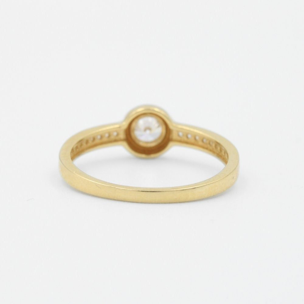 Anillo de Compromiso en Oro 14k con Zirconia en Bisel Fino mod. 8972