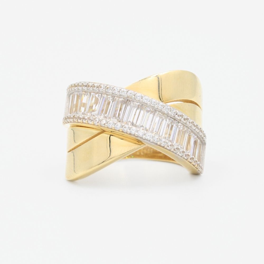Anillo de Oro 14k Estilo Chunky con Incrustación de Zirconias mod. 9071