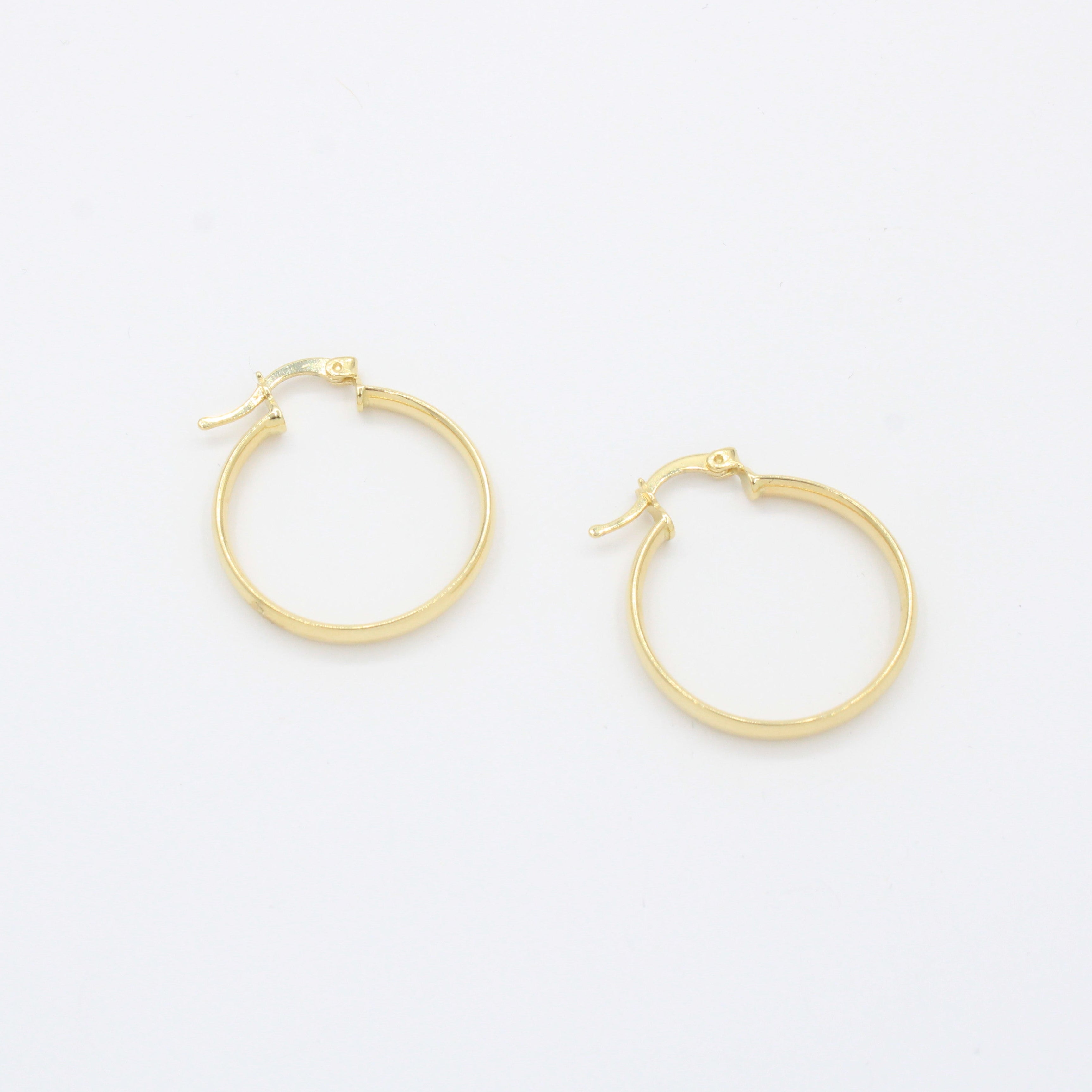 Arracada de Oro 14k Argolla Redonda Lisa mod. 10487