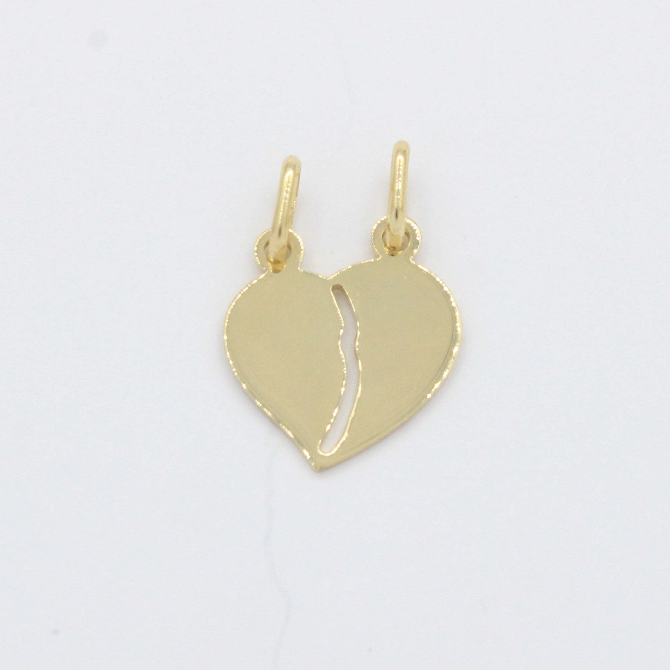 Dije de Oro 14k Corazón Partido Compartido en Diseño Brillante mod. 10498