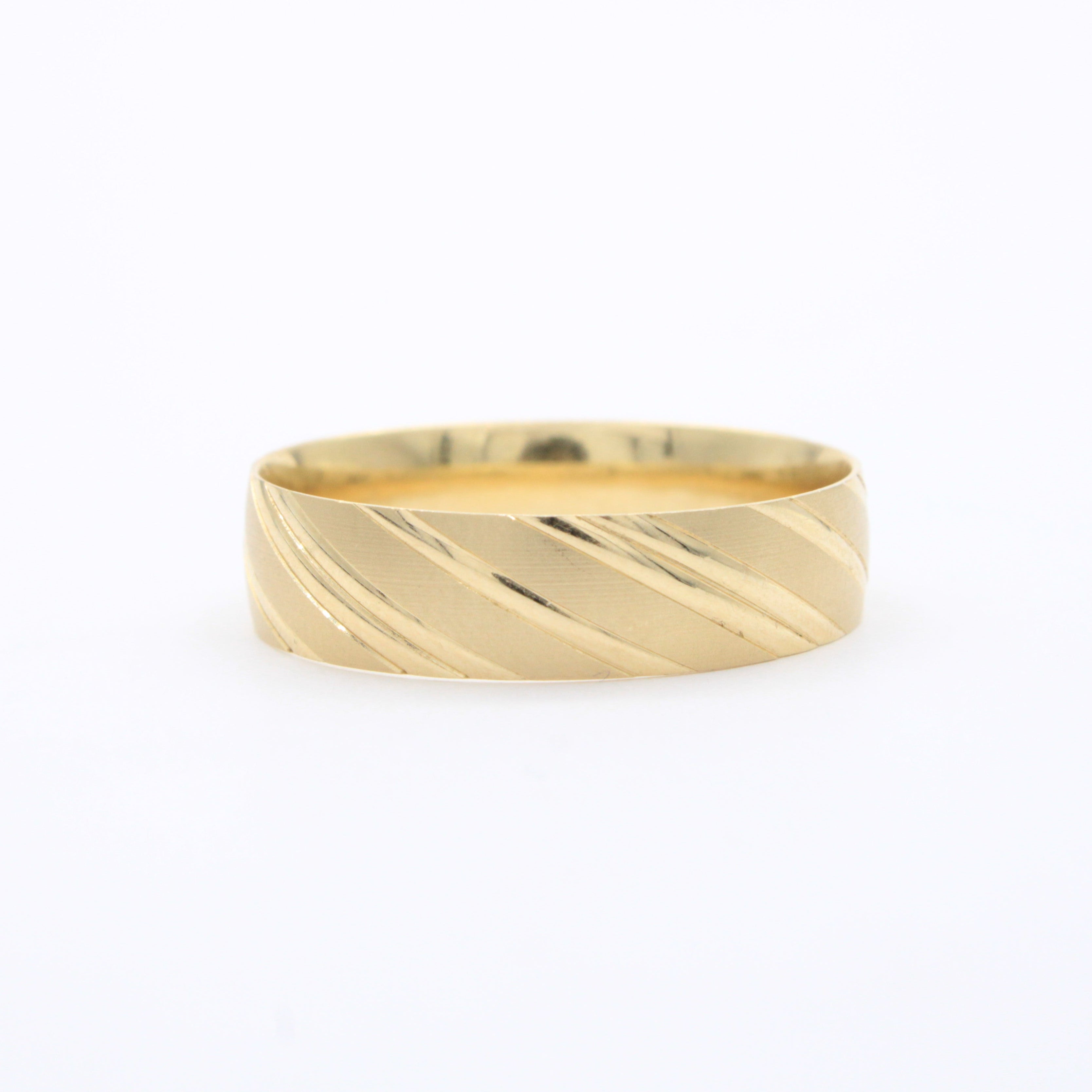 Argollas de Matrimonio de Oro 14k Diseño Confort Diagonal con Tonos Mate mod. 10615